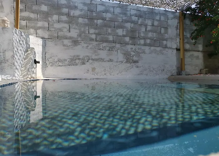 Mas De Gaussel Cabrieres (Herault)